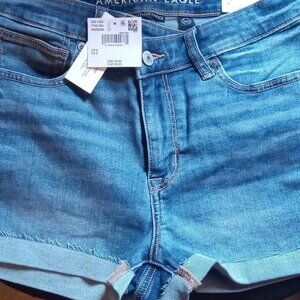 High Quality Women's American Eagle Jean Short's